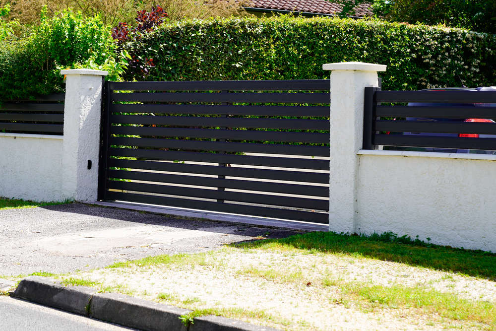 The Benefits of Aluminum Fences for Residential Properties