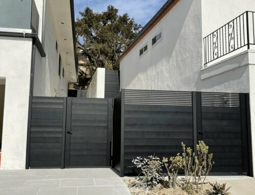 Why Is Aluminum Fencing a Top Choice for Residential Properties?